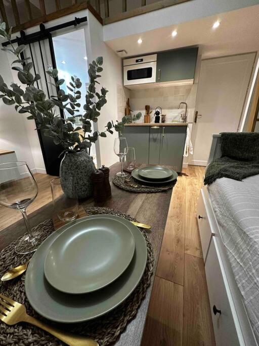 Apartamento Le P'Tit Antoine Pont-Évêque Exterior foto